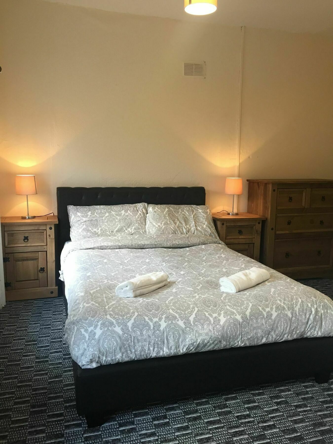 Apartment Belvidere Road *