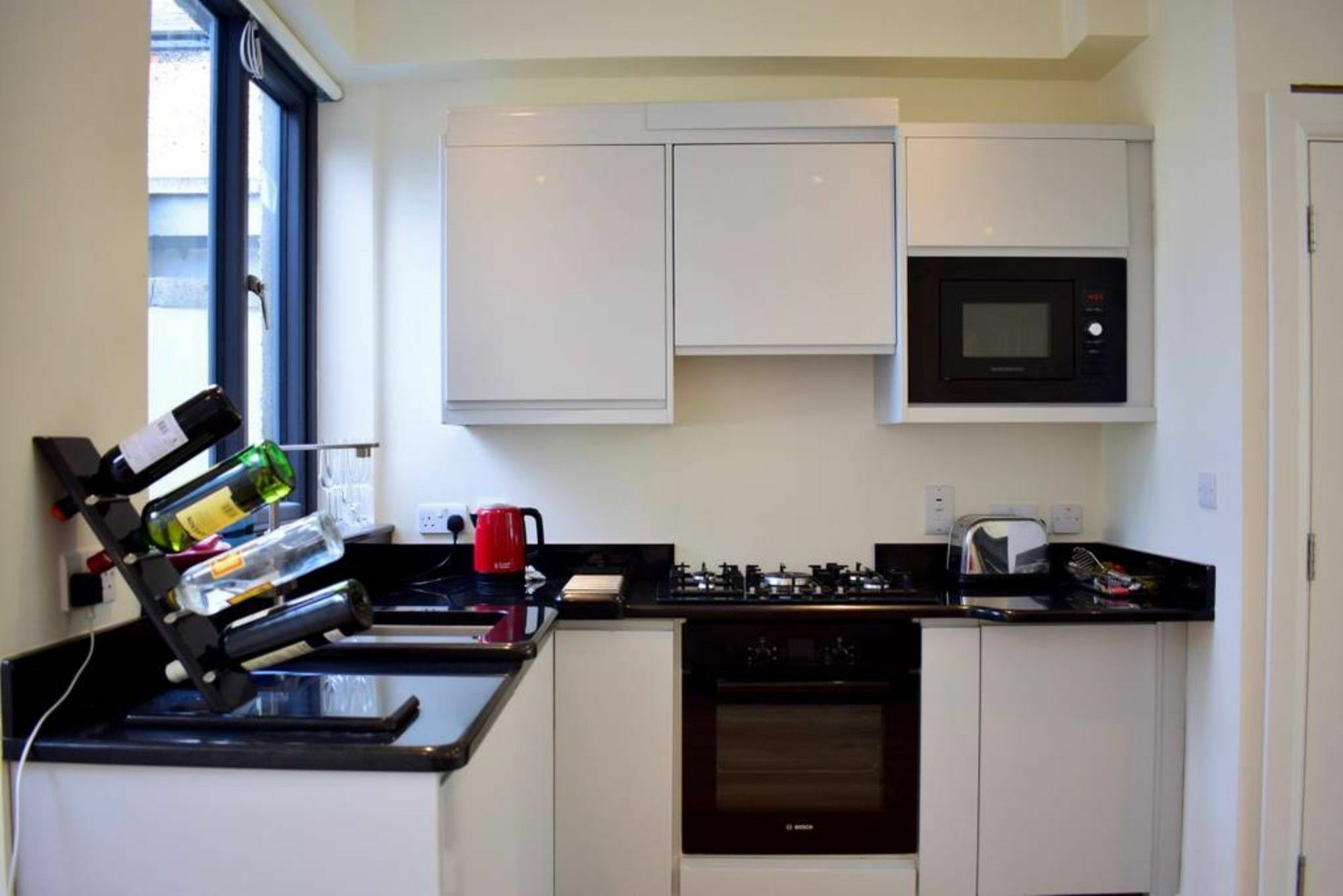 Apartment 2 Bedroom House Near Centre