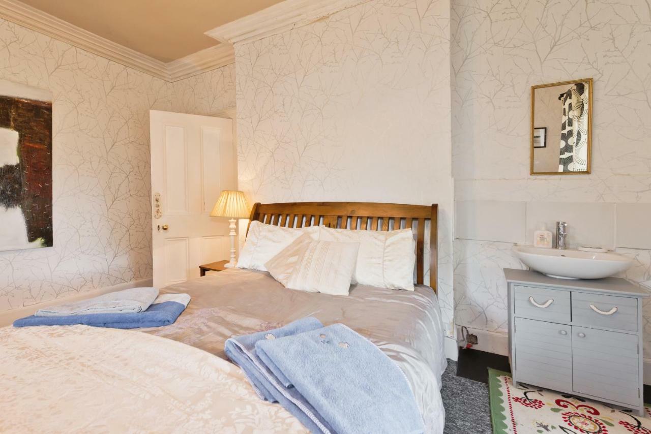 Ledville Castle *