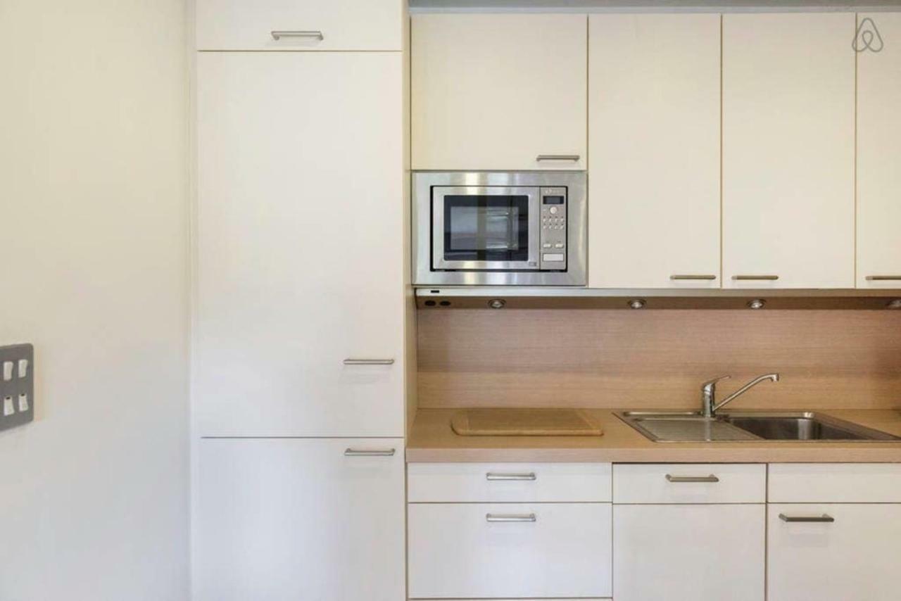 Kelston South Apartment *
