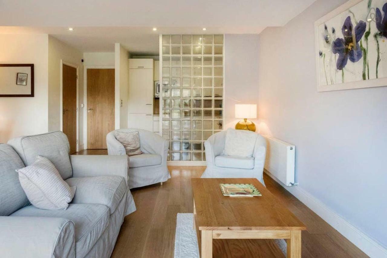 Apartment Kelston South