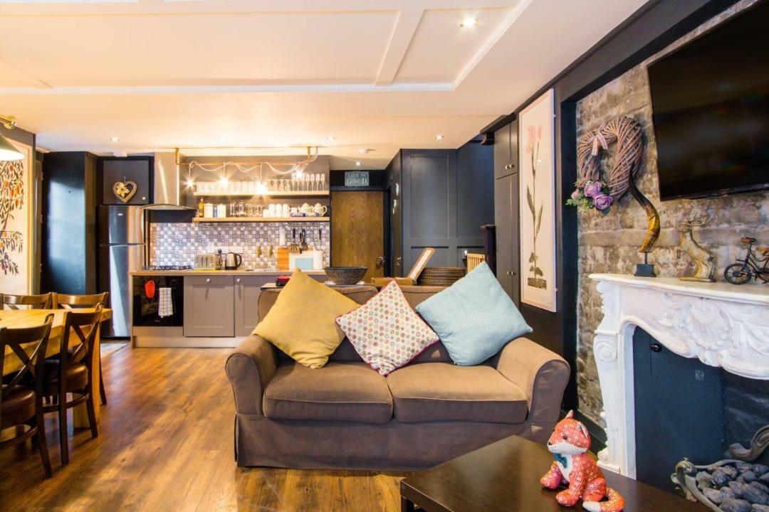 Holiday home Leeson Lane Boutique Townhouse