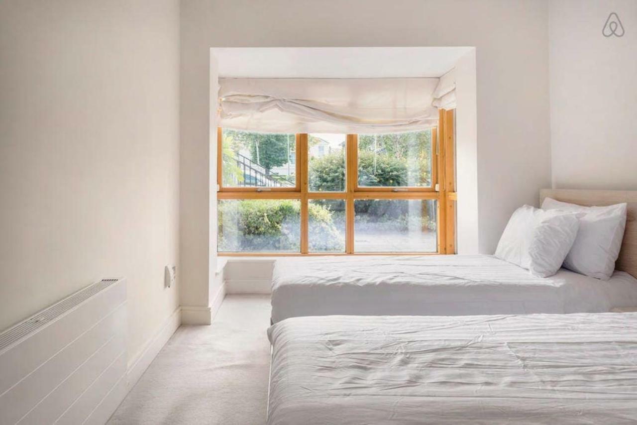 Kelston South Apartment