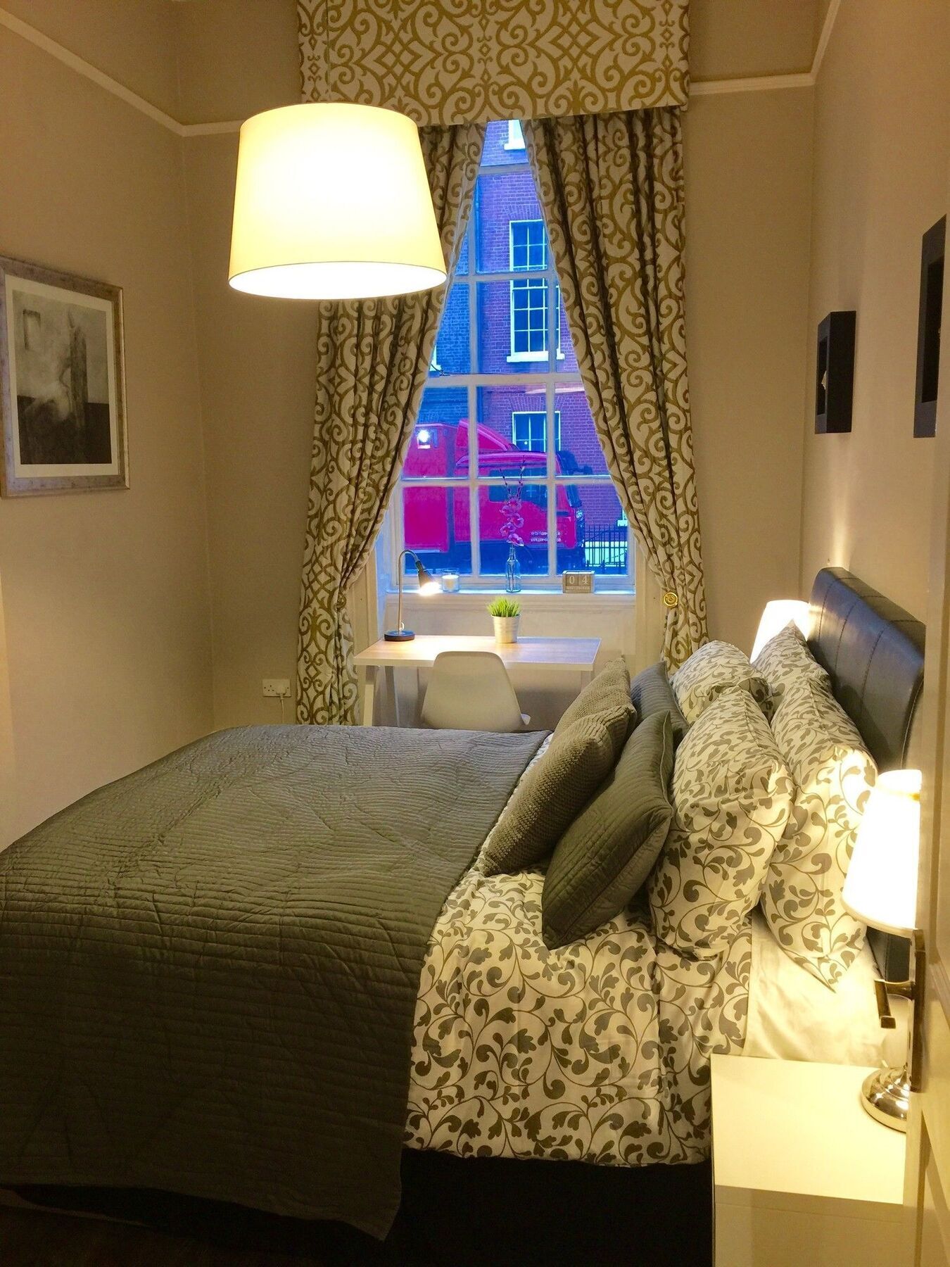 Apartment City Centre Georgian Style Apartment Dublin