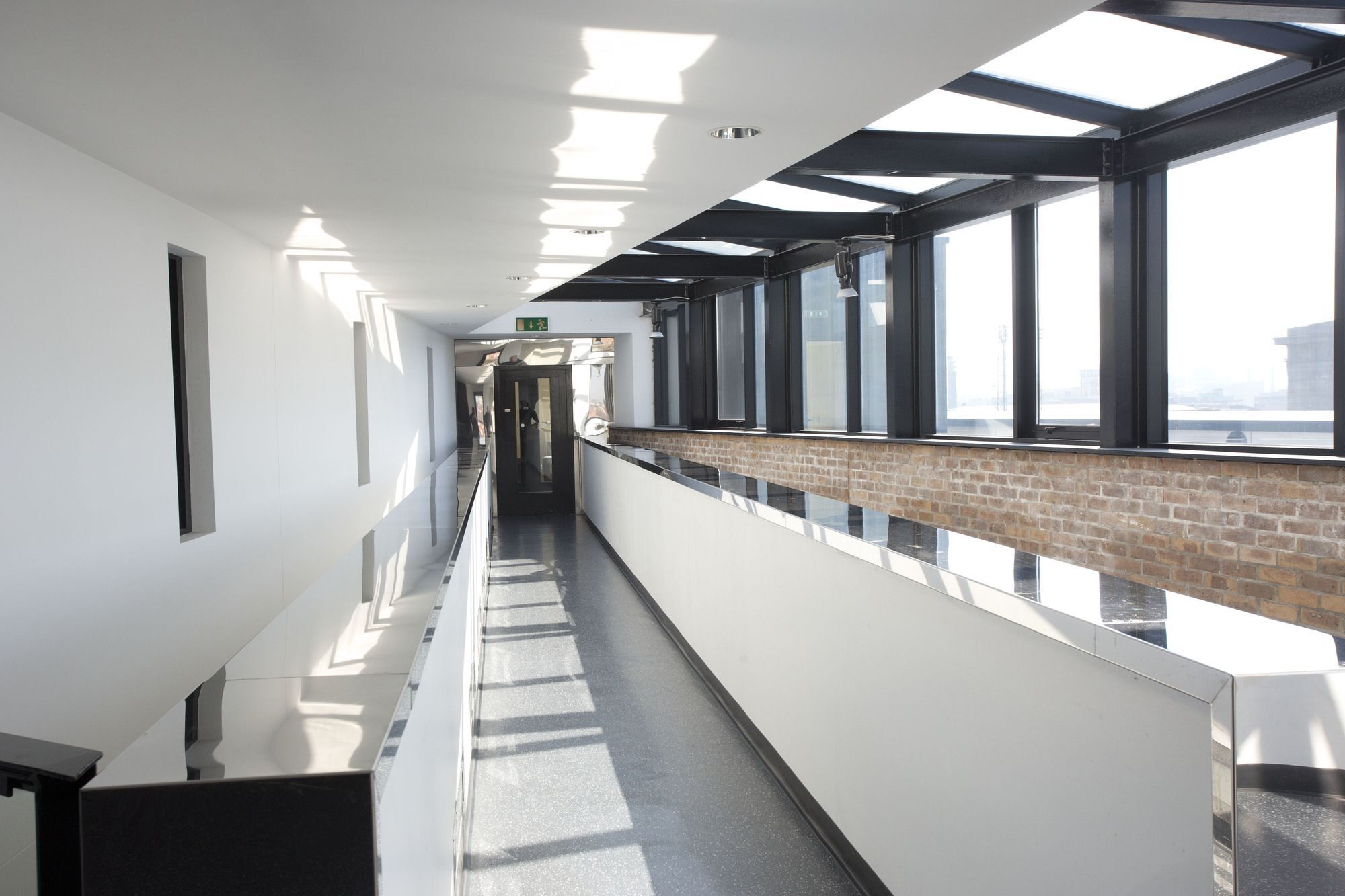 Yugo Explore - Broadstone Hall Apartment Dublin