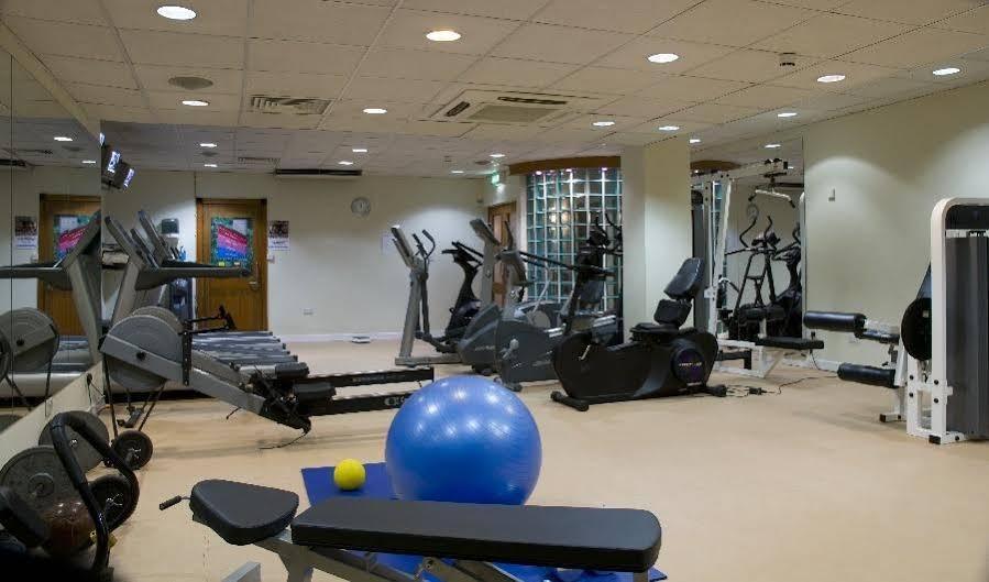 Camden Court 4*