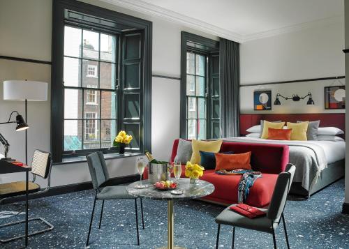 The Mont Hotel 4*