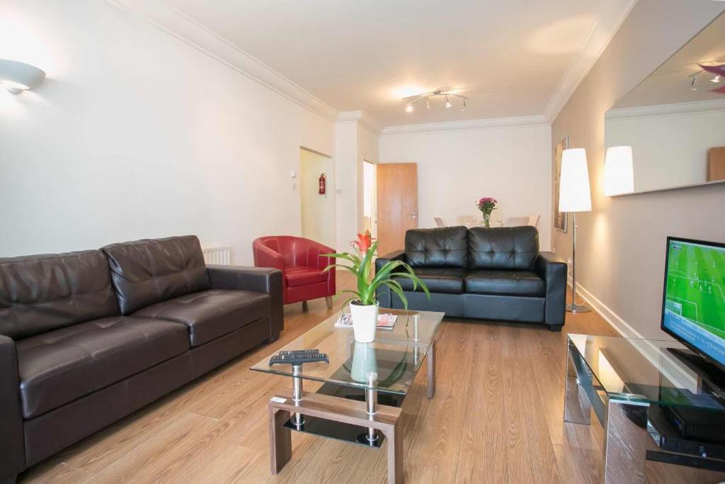 Ifsc Townhouse Apartments Apartment