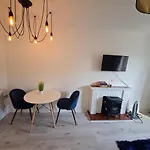 Modern 1-Bedroom Close To The Liffey
