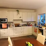 Ensuite At The Foot Of Dublin Mountains
