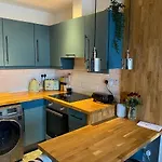 Parkgate Apartment