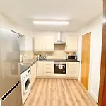 2 Bed Apartment In City Centre