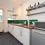 Dublin\'S Skinniest House
