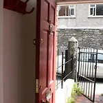 Dublin\'S Skinniest House