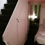 Dublin\'S Skinniest House