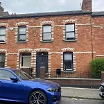 Bright En-Suite Room In Dublin