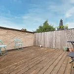 Homely 3 Bedroom House With A Balcony In Donnybrook