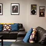 Modern City Centre Rooms