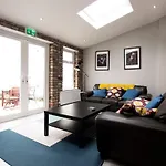 Modern City Centre Rooms