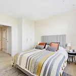Luxury Seaview Apartment