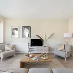 Luxury Seaview Apartment