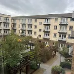 Cozy Flat Heart Of The City