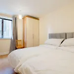 Peaceful 2 Bedrooms Near St Patrick\'S Cathedral