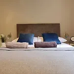 Blima Central Rooms