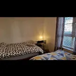 1 Cozy Bedroom Near Airport And City Centre 3People