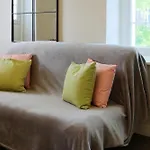 A Luxurious City Centre White Regency Townhouse With Terrace & Patio