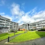 Modern 2Bedroom Oasis Near Dublin City Centre & Airport