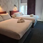 Jackson Court Hotel
