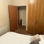 Double Room In A Cozy Apartment Dublin City Centre