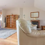 Guestready - Castle Proximity And Modern Charm