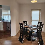 Nice Dublin 3 Bedrooms Near Airport & Dublin City 7People