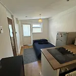 Cosy Apartment Near City Center