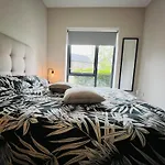 Private King Size Room In Well Decorated Shared Flat
