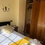 Private Comfortable Bedroom
