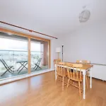Bright 2Bd Flat With Private Balcony - Dublin