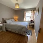 Utopia Retreat - Enchanted Room In Central Dublin