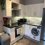 Central 1 Bedroom Apartment