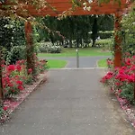 Stylish Studio Own Entrance In Victorian House