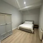 One Bedroom Central Apartment