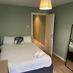 In Dublin\'S Best Tourist Spot Temple Bar Fully Renovated