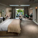 Roxford Lodge Hotel