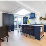 3 Bedroom House Beside Croke Park