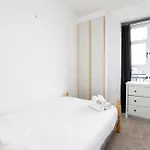 Cozy 2Bed Apartment In Dublin Next To River Liffey