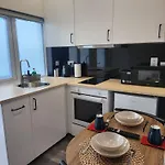Dublin Deluxe Twin Or King Bed Studio Near Airport & City