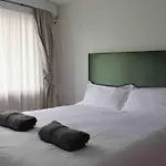 Dublin Centre Stay Next To Temple Bar 3 Bed Apt