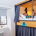 Leevin Hostel George